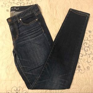 Dark Wash American Eagle Skinny Jeans